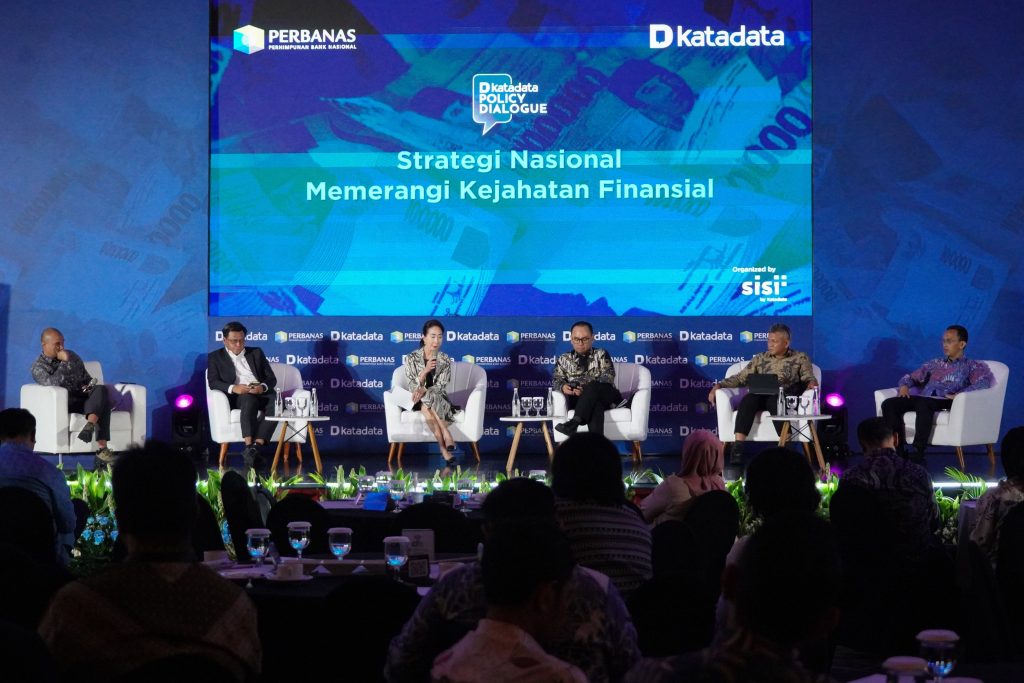 Judul: Judi Online Ancam Ekonomi, Tingkatkan Kejahatan